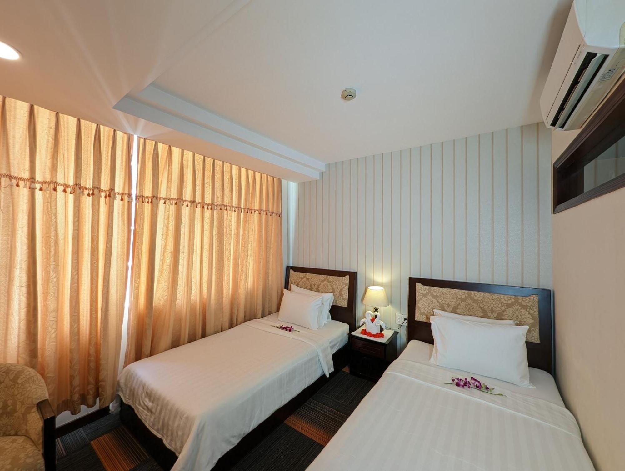 Dong Kinh Hotel Ciudad Ho Chi Minh  Exterior foto